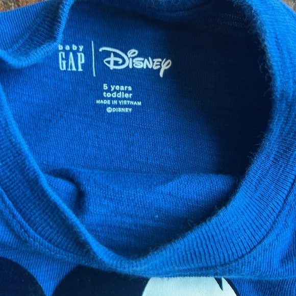 Baby Gap x Disney Boys 5T Mickey Mouse T Shirts (3) - Picture 5 of 13